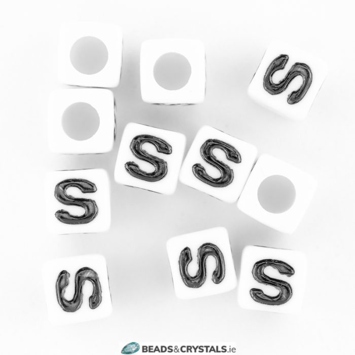 "S" Alphabet Beads  (100 pieces)