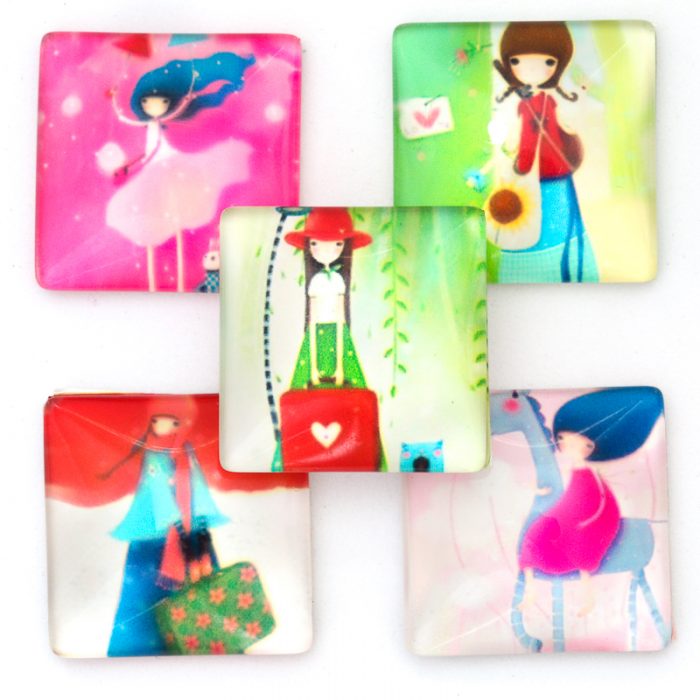 Mixed Square 25mm Girls x 5 pieces