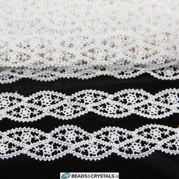 Lace, Lily