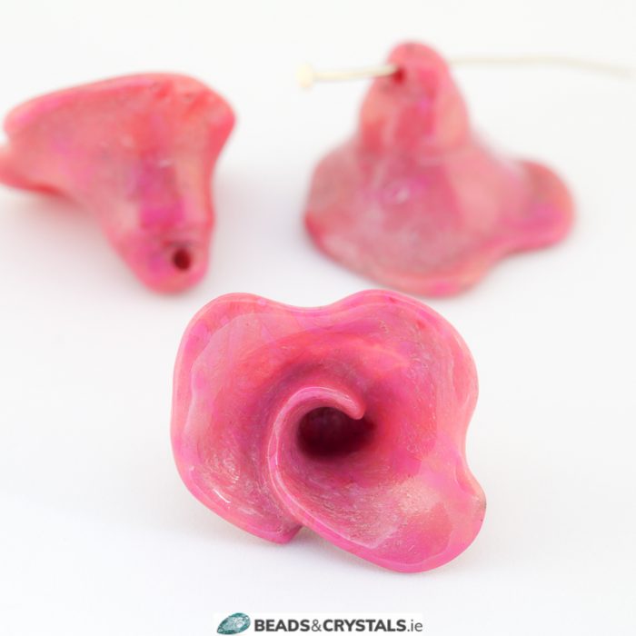 Acrylic Pink Rosette 30x24mm (8 pieces)
