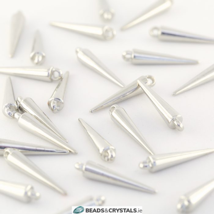 Silver Spike 25mm (10 pieces)