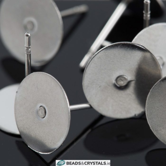 Stainless Steel Flat Pad Studs 10mm (36 pieces)